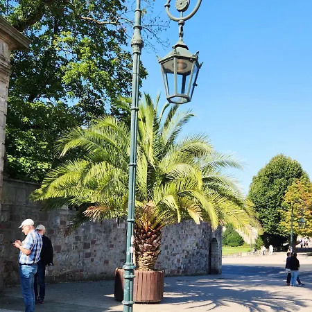 Living La Christal Mit Workspace & Games * フルダ