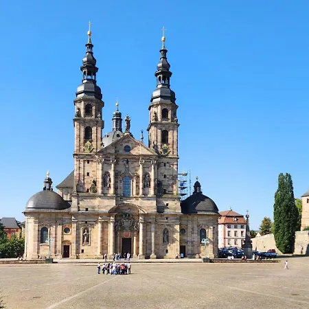 Living La Christal Mit Workspace & Games フルダ