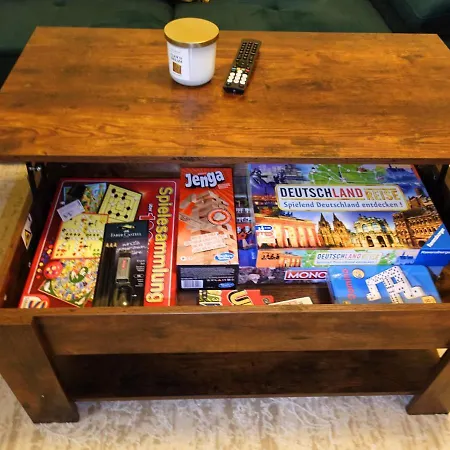 Living La Christal Mit Workspace & Games *