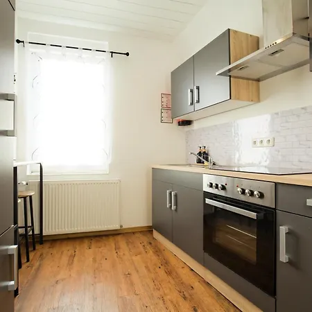 Living La Christal Mit Workspace & Games Lejlighed *