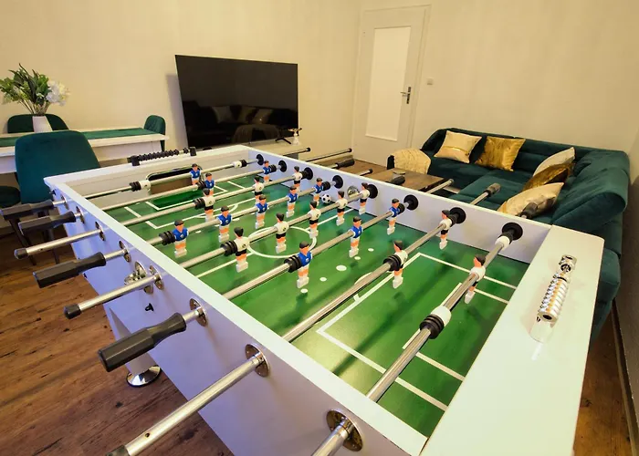 Apartman Living La Christal Mit Workspace & Games Fulda