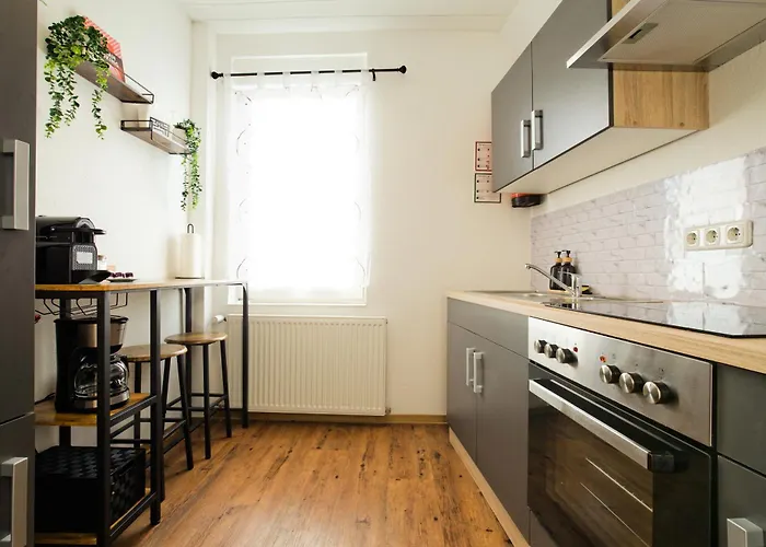 Apartman Living La Christal Mit Workspace & Games *